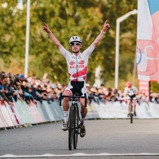 Eli Iserbyt, ganador en Tabor. (c) UCI Cyclocross World Cup