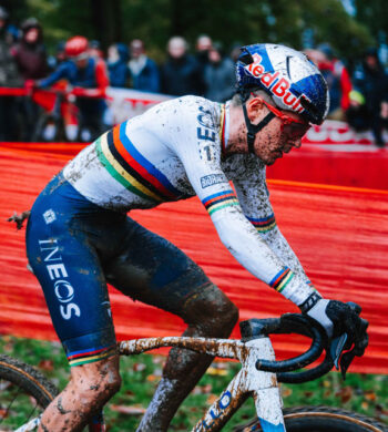 Tom Pidcock, durante la reciente prueba de la Copa del Mundo de Ciclocross UCI en Amberes. (c) UCI Cyclocross World Cup