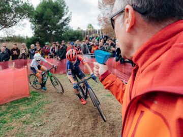 El público volverá a disfrutar de un gran espectáculo en la Copa del Mundo de Ciclocross UCI - Benidorm Costa Blanca. Foto de BenidormCX / Yago Urrutia