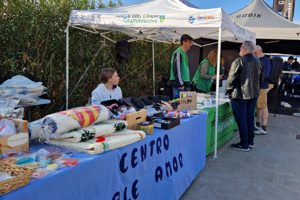 Centro Doble Amor y Aspanion estuvieron presentes en la Zona Expo de la Copa del Mundo de Ciclocross UCI - Benidorm Costa Blanca 2025.
Foto de Centro Doble Amor